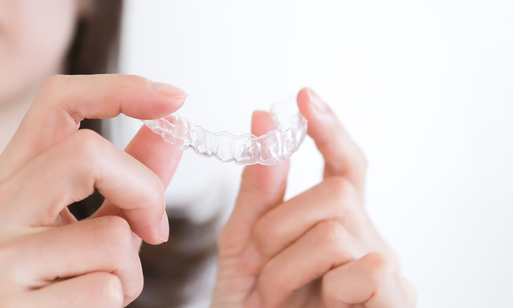 マウスピース型矯正装置